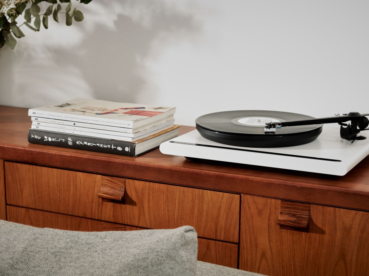 Roksan Attessa turntable and streaming amp combo dress to impress